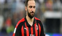 Chelsea có thể sử dụng Higuain ở trận gặp Tottenham