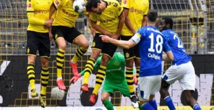 Sao Schalke 04 không có động lực khi đấu với Dortmund