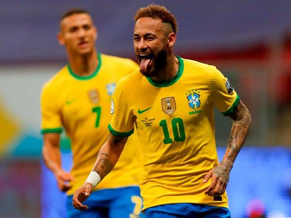 Tin bóng đá 14/6: Tiếp tục ghi bàn, Neymar áp sát kỷ lục của Pele
