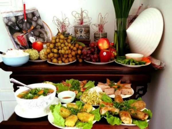 Đồ cúng người chết có ăn được không?