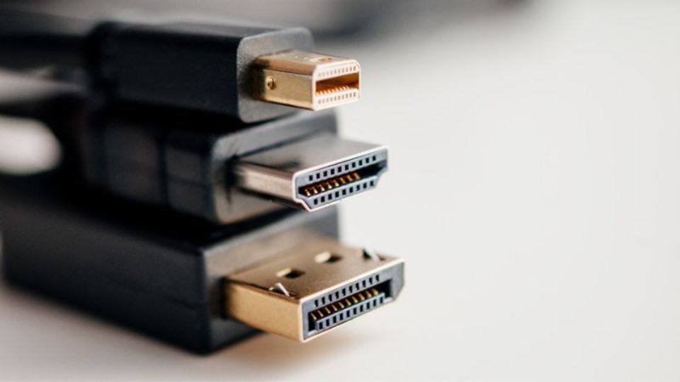 Kết nối thông qua DisplayPort Kết nối thông qua DisplayPort