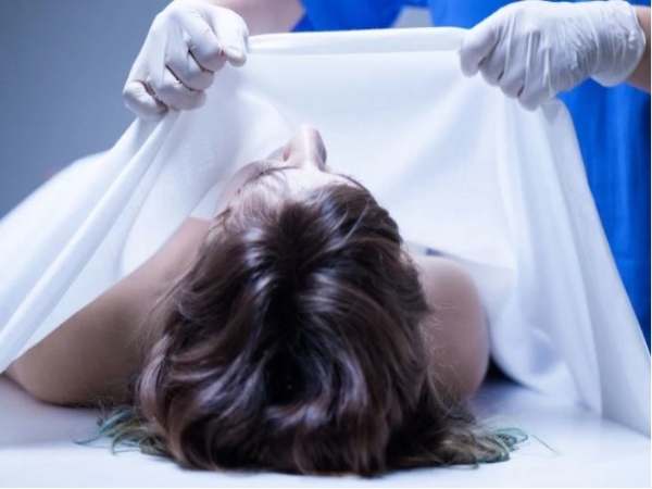 tại sao người chết phải che mặt