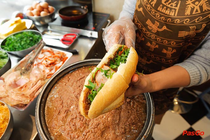 Bánh mì Hà Nội – sự kết hợp giữa phương đông và phương tây