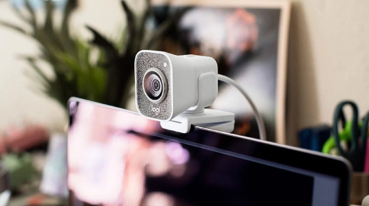 Kết nối webcam với máy tính Kết nối webcam với máy tính