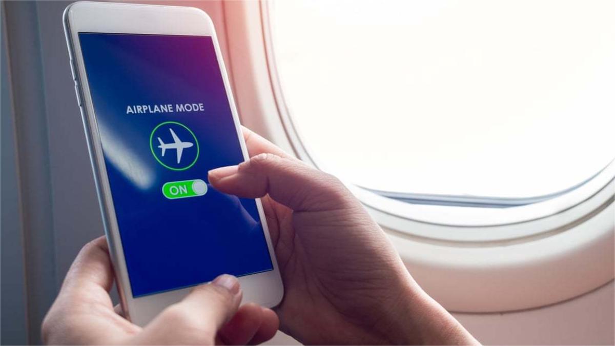 Bật chế độ máy bay khi sạc