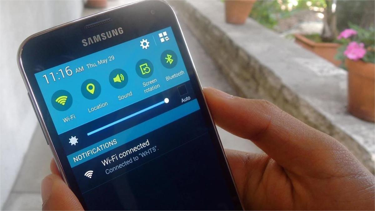 cách sạc pin nhanh cho android là tắt các tính năng không cần thiết khi sạc