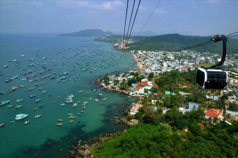 Trải nghiệm du lịch tuyệt vời tại cáp treo Hòn Thơm