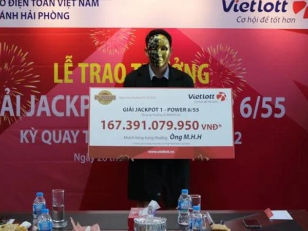 Trúng Vietlott nhận thưởng thế nào hướng dẫn từ A-Z