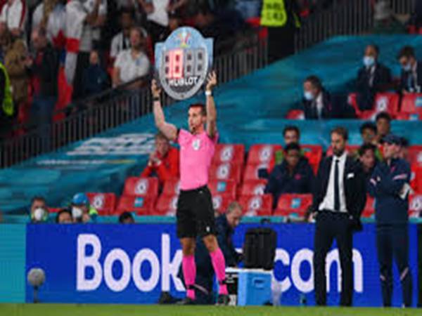 Euro được thay bao nhiêu người