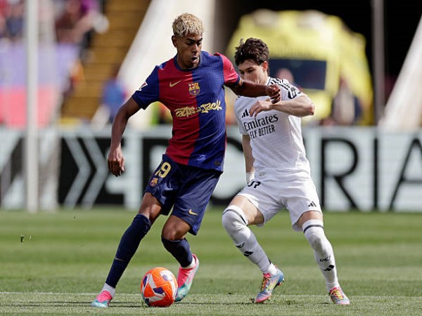 Tin BĐ: Lamine Yamal tuyên bố 'Barca không sợ Real Madrid' Tin BĐ: Lamine Yamal tuyên bố 'Barca không sợ Real Madrid'