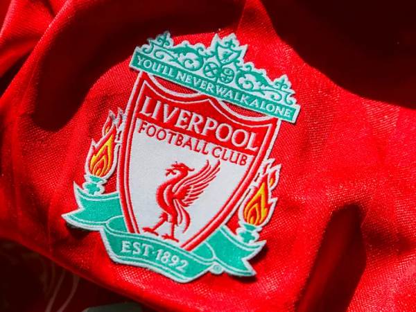 Ý nghĩa logo Liverpool: Biểu tượng tự hào của The Kop