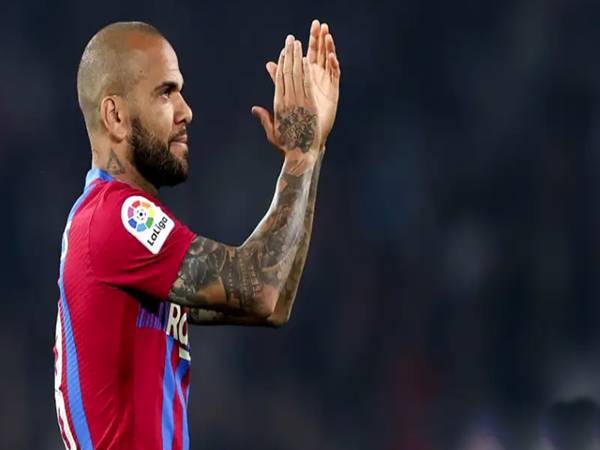 Tiểu sử cầu thủ Dani Alves